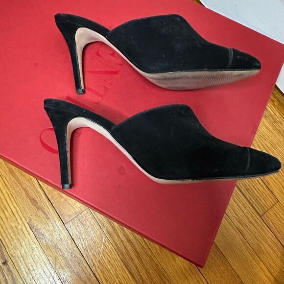Ann Taylor Elegant Black Suede Mules- slip on Heels size 7 EUC - Picture 6 of 8